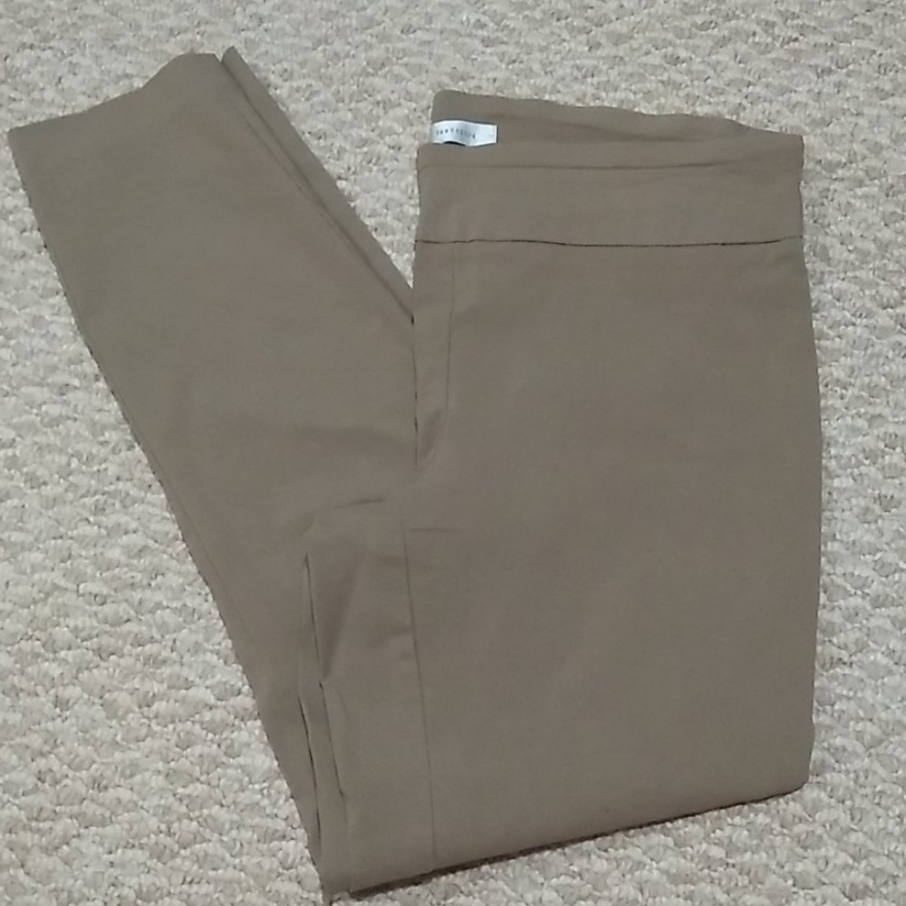 Van Heusen pull on pants